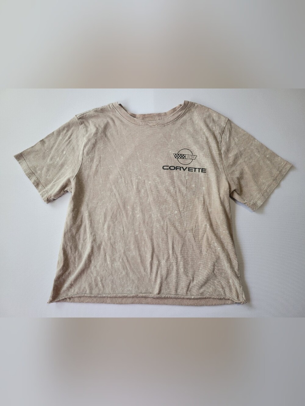 GM Official Corvette Beige Crop Top T-Shirt